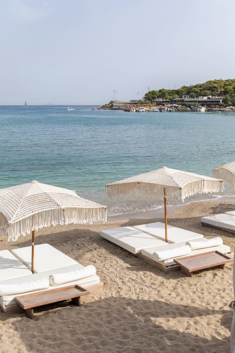 Beautiful sandy beach on the Athens Riviera near Vista Lodge luxury villa